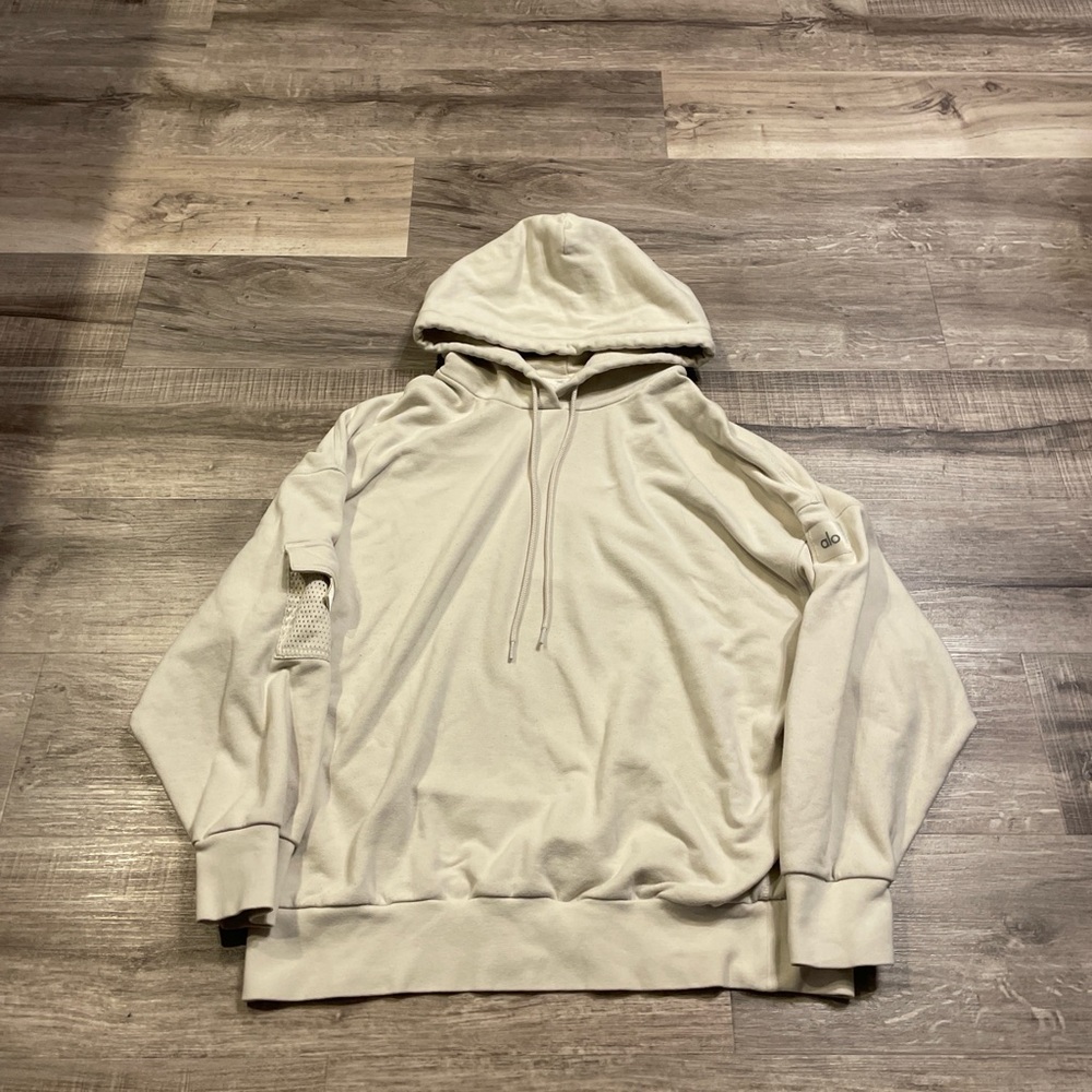 Women’s Alo Cream Hooded Pullover Sweatshirt